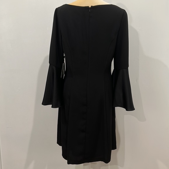 Adrianna Papell Crepe-Back Satin with Ruffle Sleeve Dress Size 8 - Picture 4 of 16